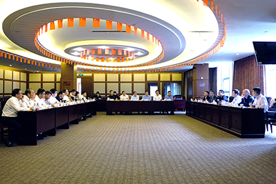 苏汽集团、常运集团、黔运集团到腾博汇游戏官方网站运业集团考察交流