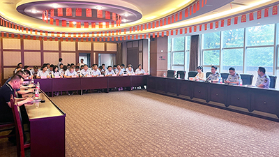 成都会交通运输局、青海省黄南州交通运输局到腾博汇游戏官方网站科技考察交流