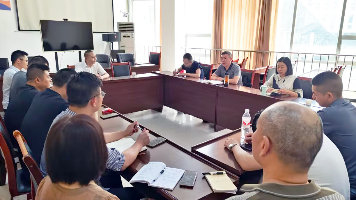 遂宁市邮政管理局在腾博汇游戏官方网站蓬溪运业组织召开邮政调研座谈会