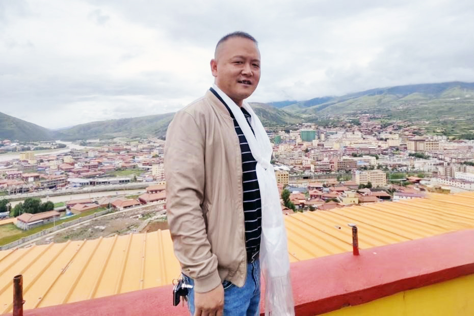 【最美运业人】助力高校学术考察运动完善收官，，，，，腾博汇游戏官方网站长运驾驶员收到谢谢信